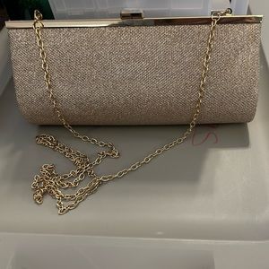 Charming Charlie RSVP cluth